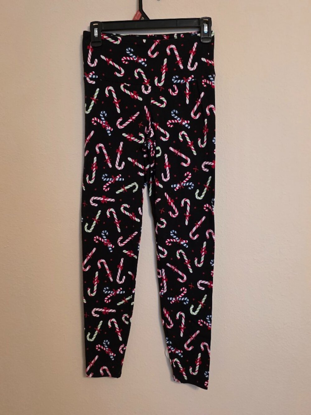 Christmas Candy Cane Leggings Size S NWOT